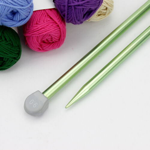 35 cm Renkli Örgü Şişi Alüminyum 9 Numara - Kare Dekor (1)