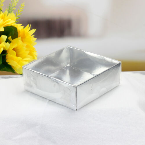 Altı Gümüş Karton Üstü Asetat Kutu 8x8x3CM - Kare Dekor