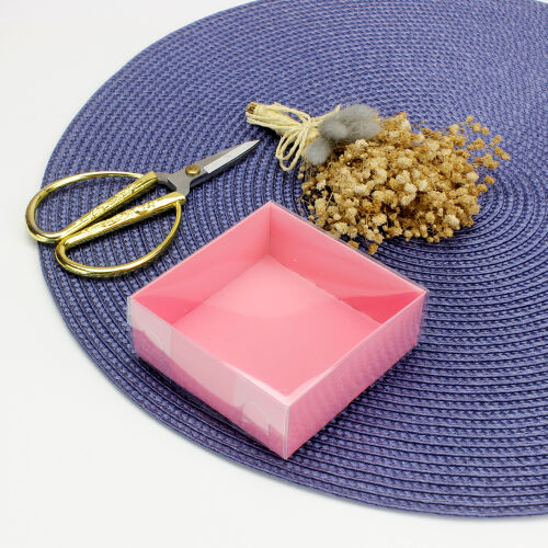Altı Pembe Karton Üstü Asetat Kutu 8x8x3CM - Kare Dekor (1)