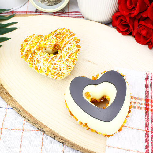 Asorti Gerçekçi Tasarım Donut Buzdolabı Magneti - Toptanalim (1)