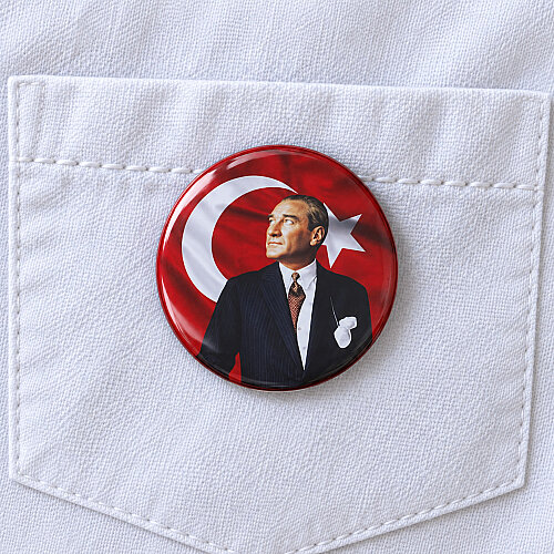 Atatürk ve Türk Bayrağı Rozeti 20’li Paket - Toptanalim