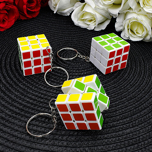 Eğlenceli Rubik Küp Anahtarlık 12'li Paket - Toptanalim