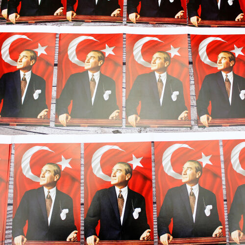 Flama Atatürk Bayrak 2MT - Kare Dekor