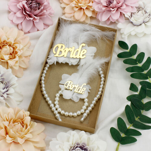 Gold Yazı Bride Beyaz Tüylü İnci Taç İnci Bileklik Seti - Kare Dekor (1)