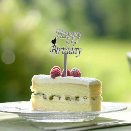 Happy Birthday Yazılı Kalpli Pasta Süsü Gümüş Renk 8'li Paket - Kare Dekor