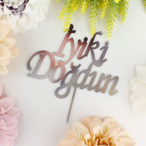İyiki Doğdun Yazılı Pasta Süsü Gümüş Renk - Kare Dekor (1)