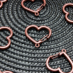 Karabina Kalp Tasarım Anahtarlık Klipsi Kahverengi - 2