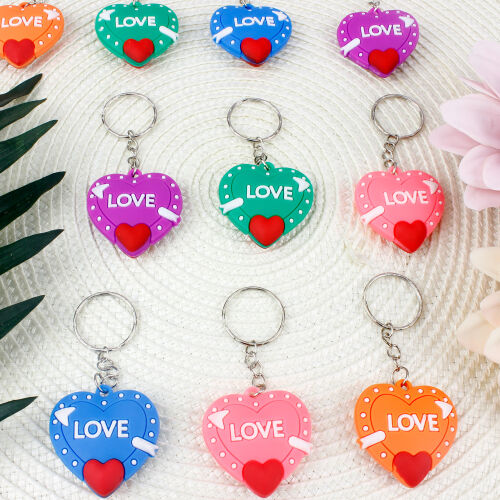 Renkli Love Kalp Silikon Anahtarlık 12'li Paket - Kare Dekor (1)