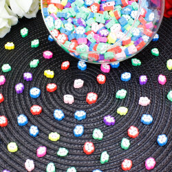 Sevimli Bulut Yüz Figürlü Karışık Renk Polimer Hamur Boncuk 9x8 mm (500’lü Paket) - 2